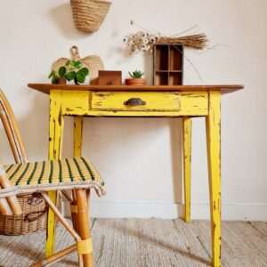 Table de campagne ancienne piétement jaune