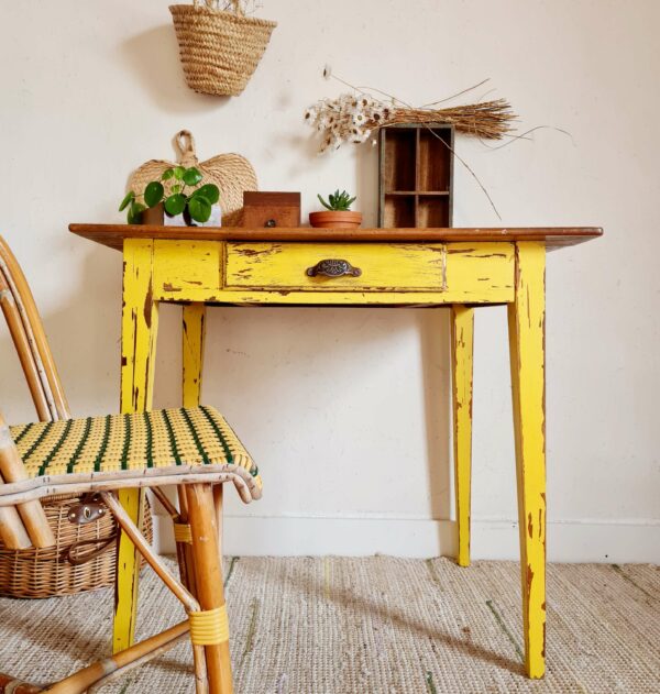 Table de campagne ancienne piétement jaune