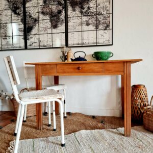 Table de ferme en chêne piétement droit strié avec un tiroir