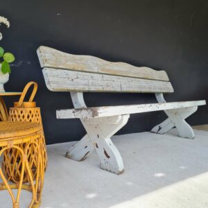 Banc extérieur en bois massif blanc patiné