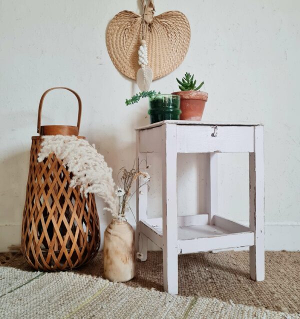 Petit tabouret de cirage au charme vintage et rétro des années 50.