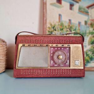 Radio vintage Schneider portable rose rétro