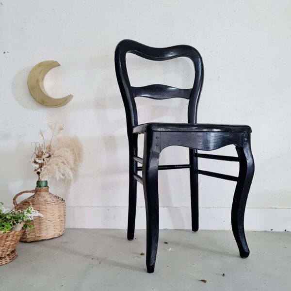 Chaise ancienne en bois courbé noir et assise cannage très bel état -