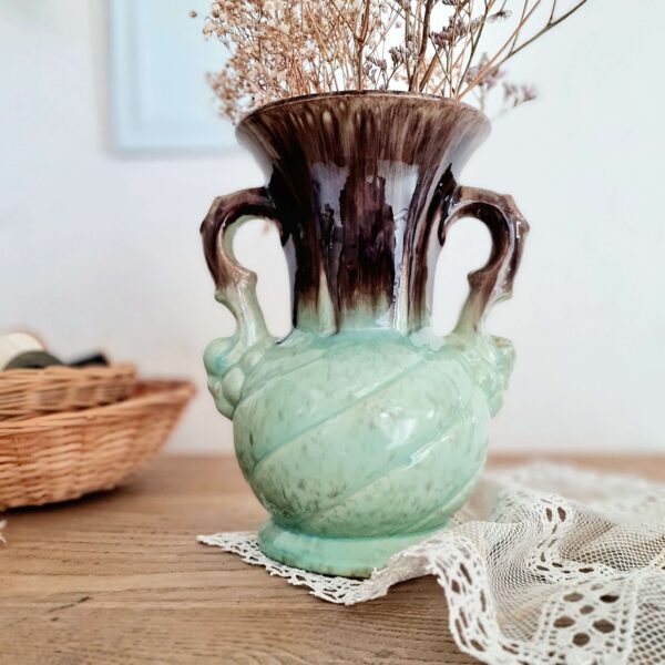 Vase ancien bleu turquoise - anses et subtile couleurs dégradées effet tye and dye
