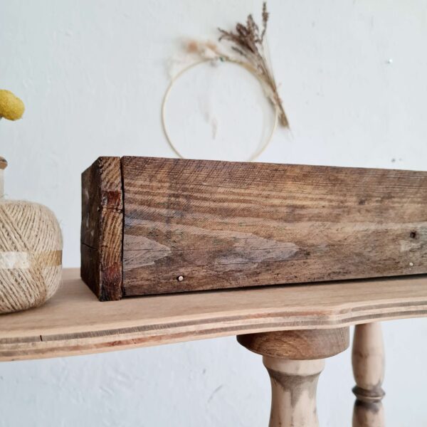 Boîte ancienne en bois - casier fabrication artisanale