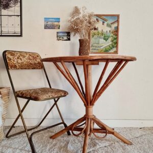 Table ronde ancienne bambou
