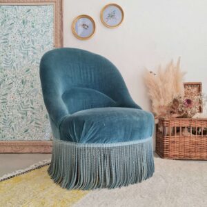 Fauteuil crapaud bleu velours franges