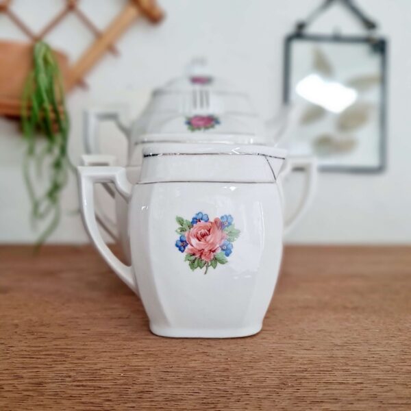 Service à thé ancien - Théière sucrier et pot à lait en porcelaine MS France - arts de la table ancien