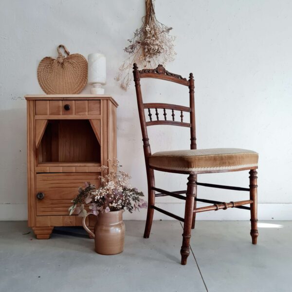 Chaise ancienne en bois velours fleuri - assise en velours à motifs fleuris
