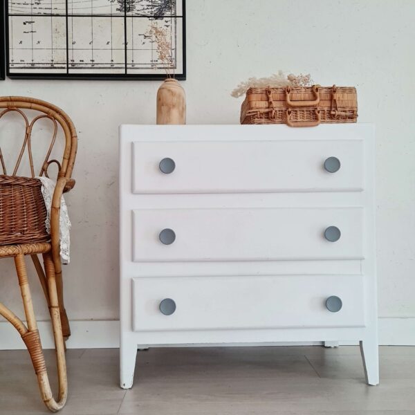 Commode ancienne blanche