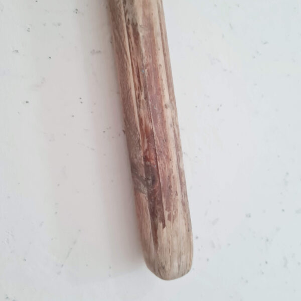 Pagaie ancienne simple en bois