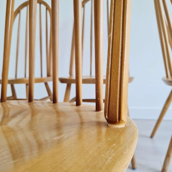 Chaises bistrot en bois à barreaux - hêtre