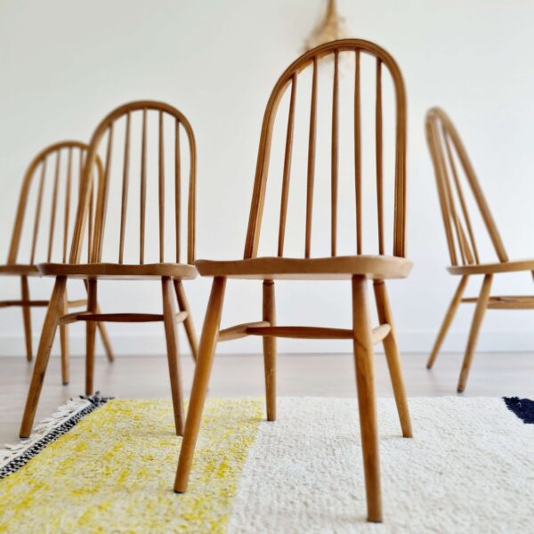 Chaises bistrot en bois à barreaux - hêtre