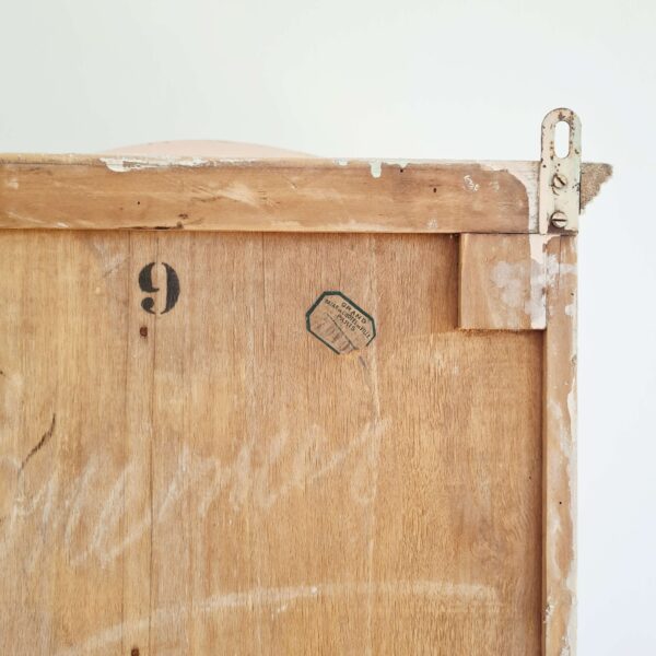 Armoire pharmacie en bois rose