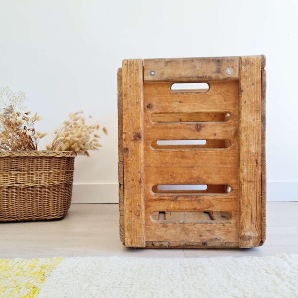 Caisse ancienne dimensions XXL en bois