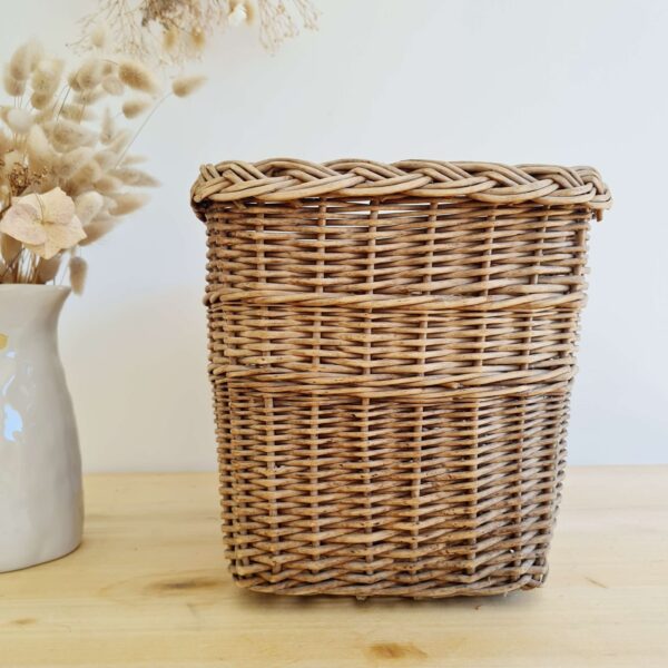 Panier jardinière rotin