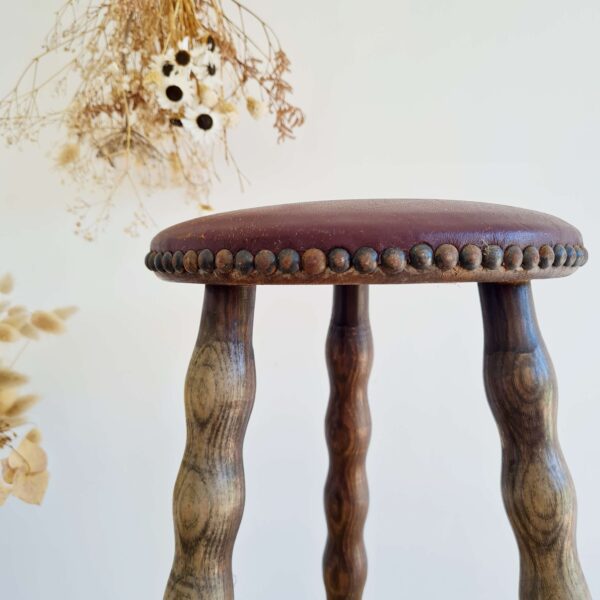 Tabouret bois pieds tournés assise cuir