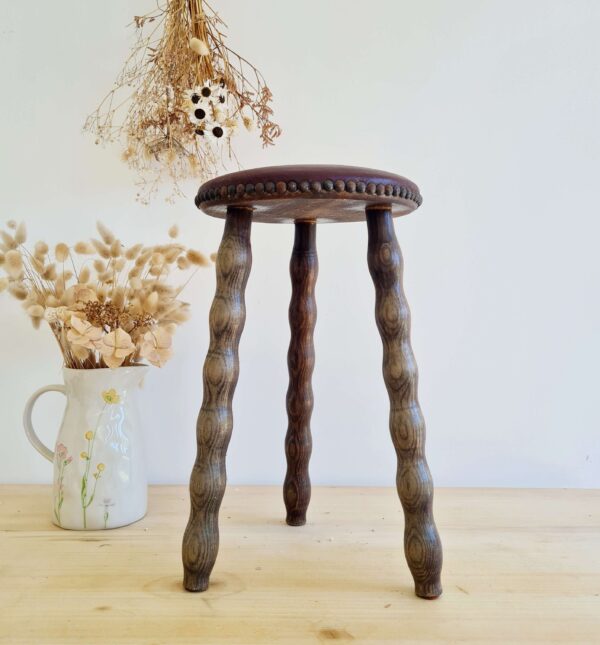 Tabouret bois pieds tournés assise cuir