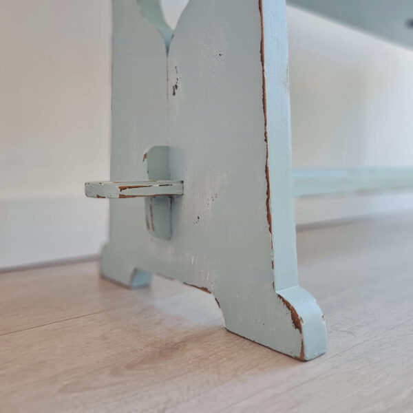 Banc en bois ancien bleu velours