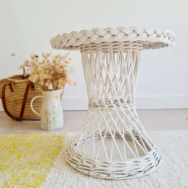 Table basse ancienne osier