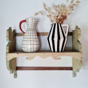 Etagère murale ancienne en bois brut