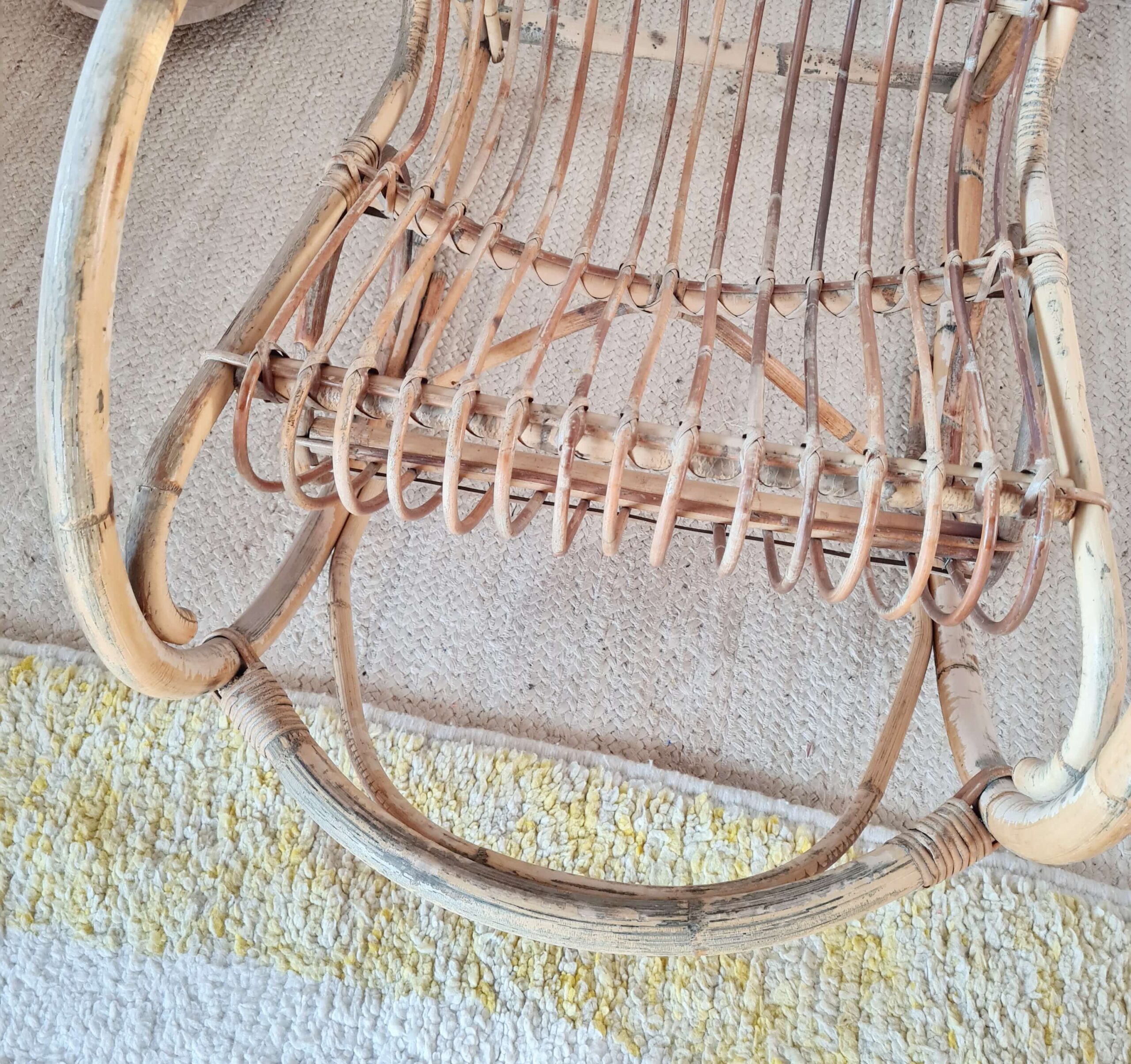 Rocking-chair en rotin ancien, années 60