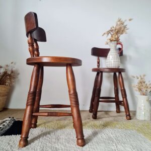 Paire de chaises tabourets - chêne - art populaire - brutaliste