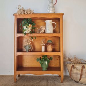 Bibus ancien en bois coloris miel