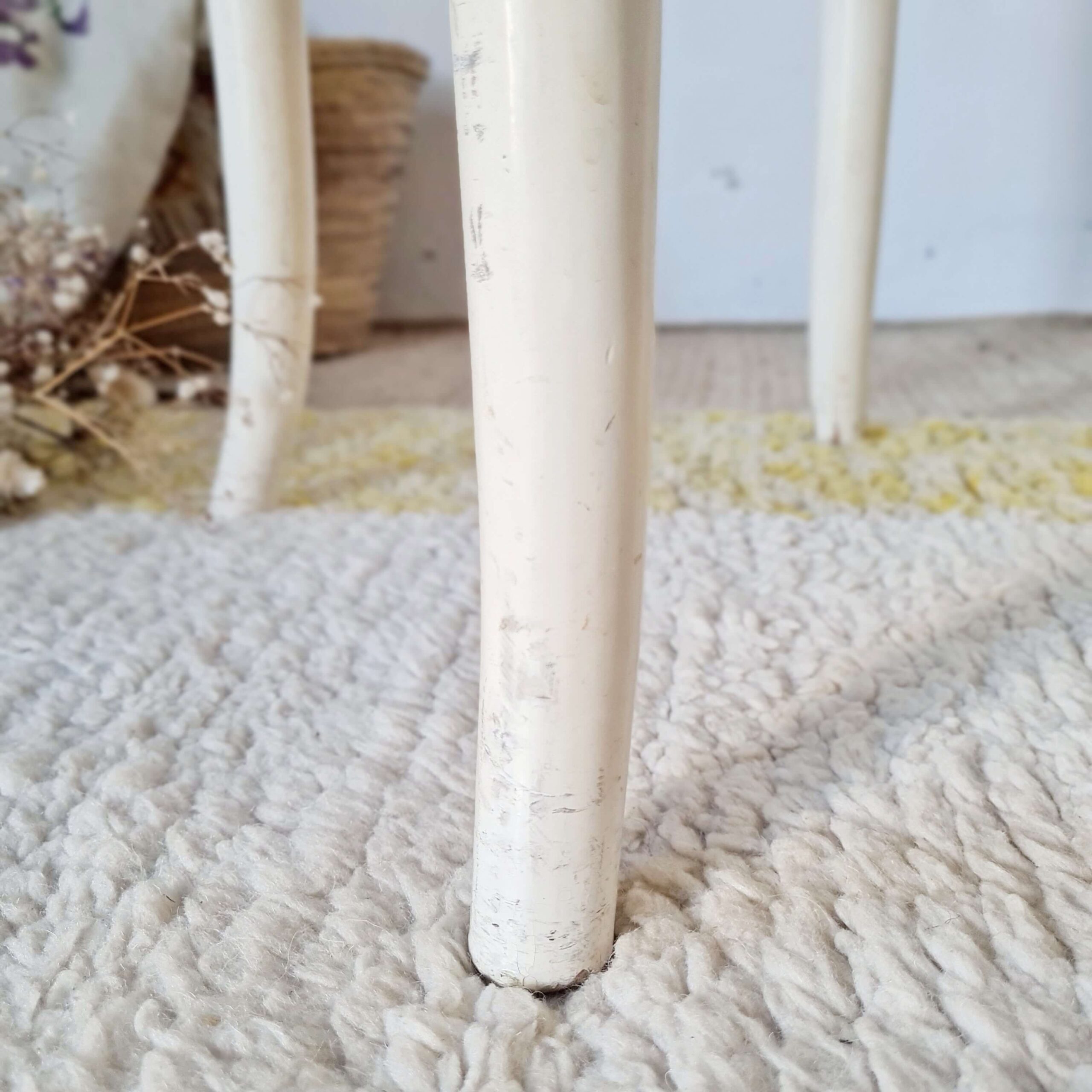 Tabouret ancien bois et assise toile rayée crème verte