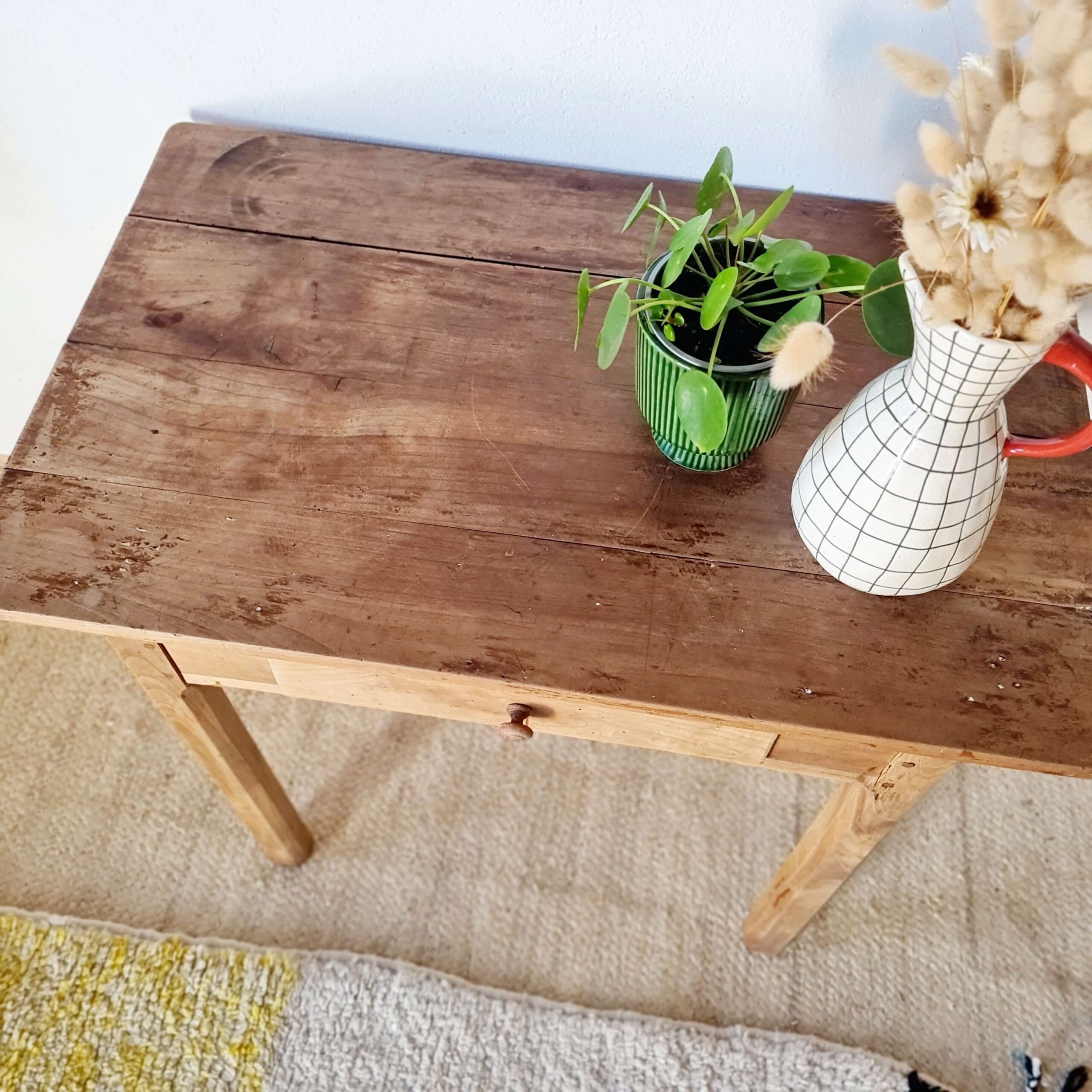 Page 1 of 11 Petite table de ferme ancienne en bois – bureau rustique vintage