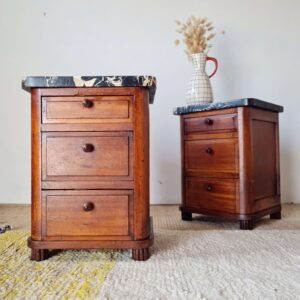 Paire de chevets Art déco en bois et marbre noir