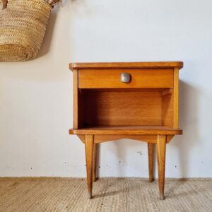 Petit chevet vintage scandinave – Design Mid-Century