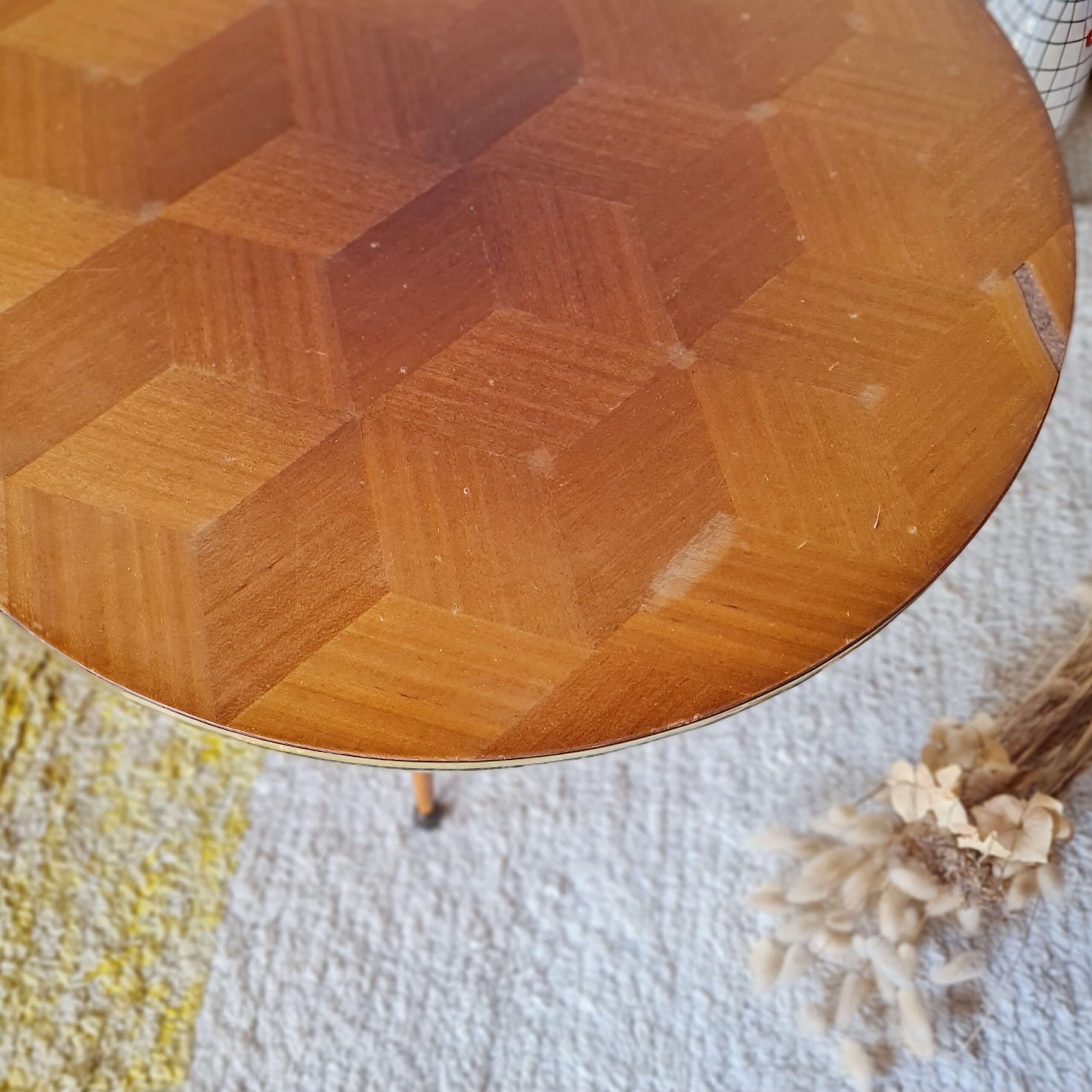 table-ronde-bois-retro-marqueterie